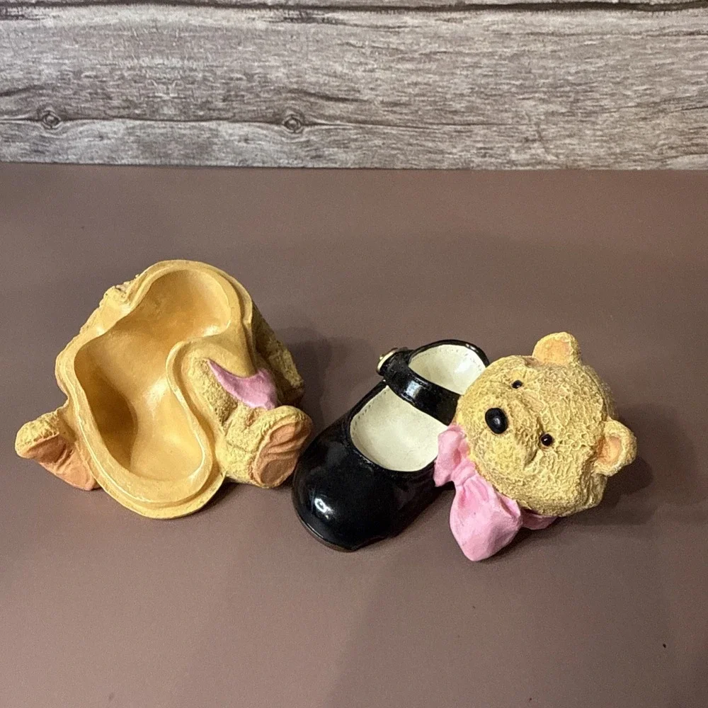 Just the Right Style trinket box- Bear And Little Mary Jane shoe